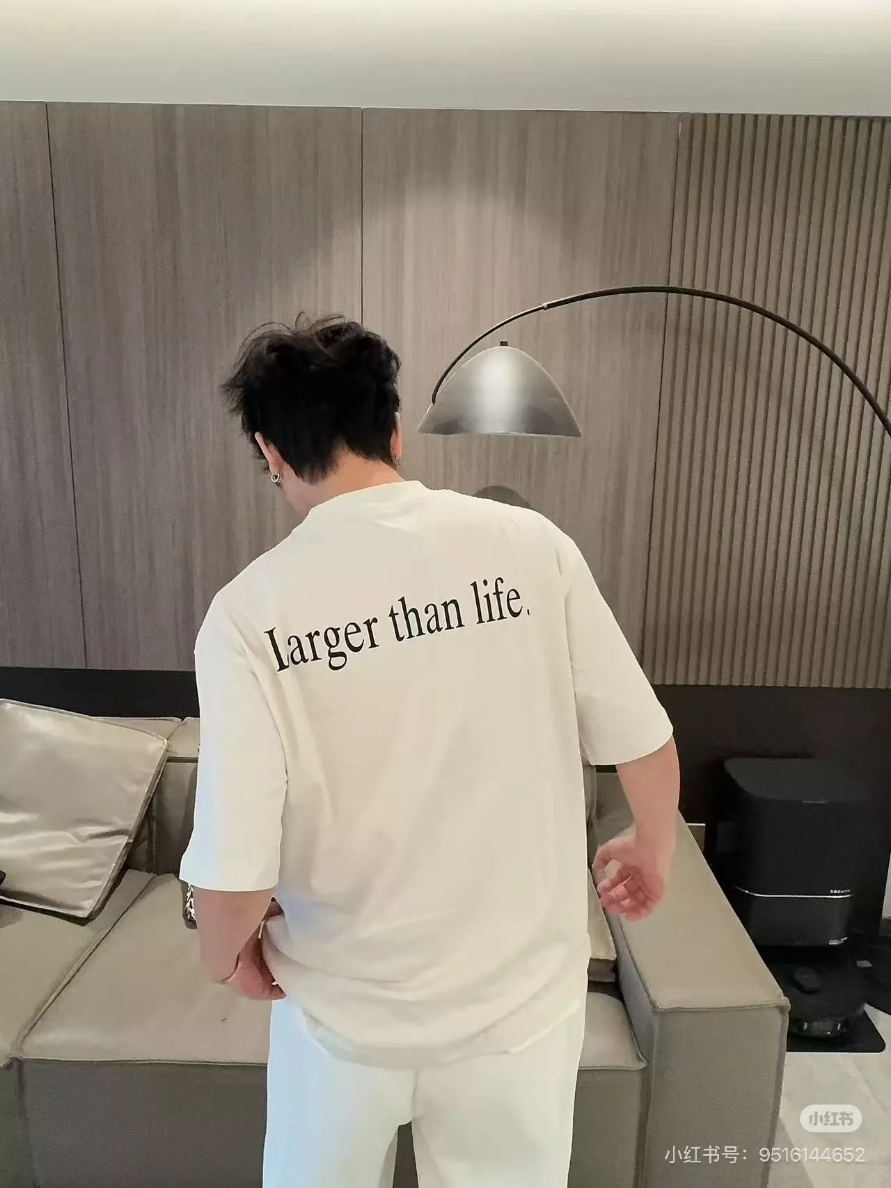 발렌시아가 핸드백 프린트 오버핏 반팔 상세 이미지 23