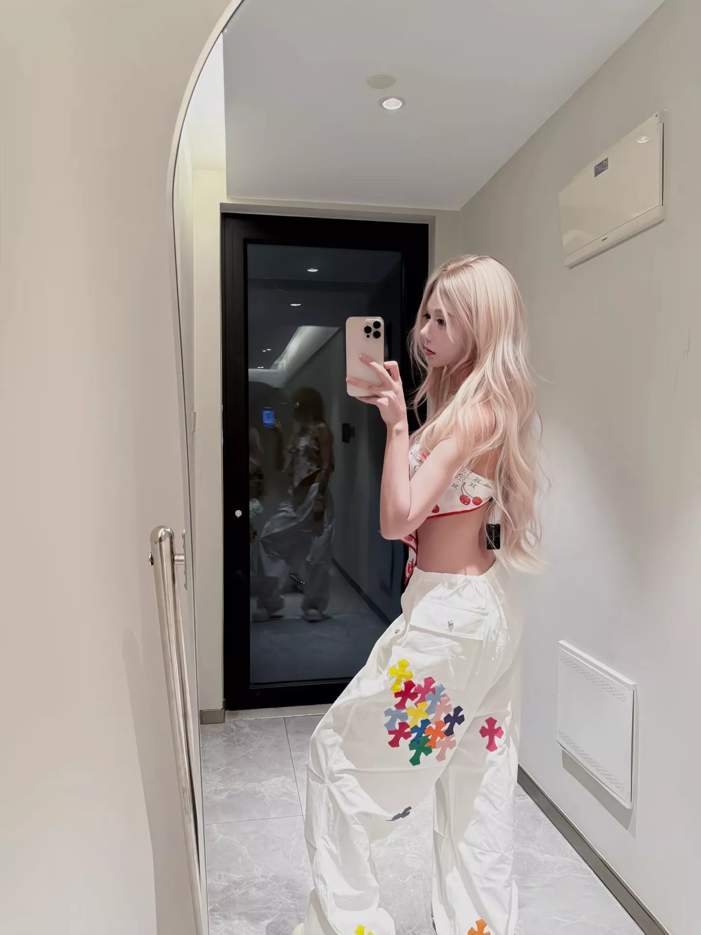 크롬하츠 십자가 가죽 패치 팬츠 상세 이미지 12