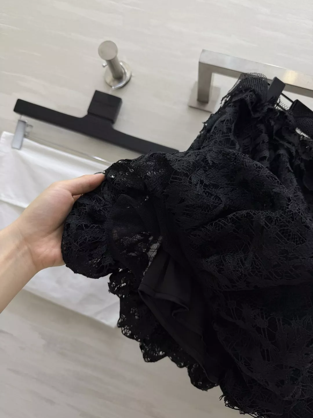 디올 레이스 플라워 패턴 스커트 상세 이미지 2