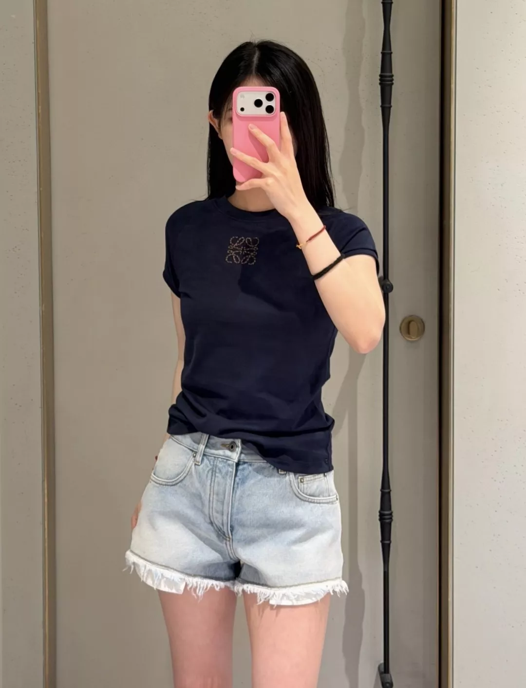 로에베 아나그램 자수 워싱 데님 쇼츠 상세 이미지 14