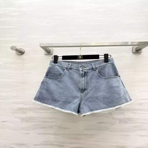 로에베 아나그램 자수 워싱 데님 쇼츠