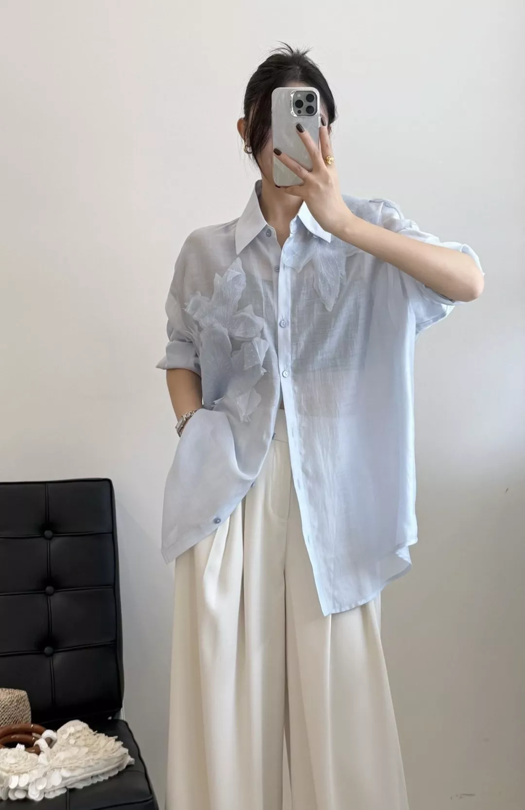 발렌티노 나비 장식 시스루 블루 셔츠 상세 이미지 11
