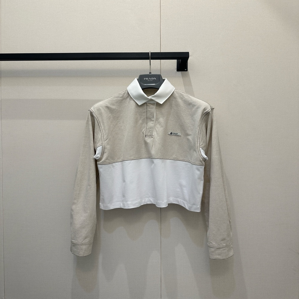 프라다 배색 폴로 카라 크롭 상의