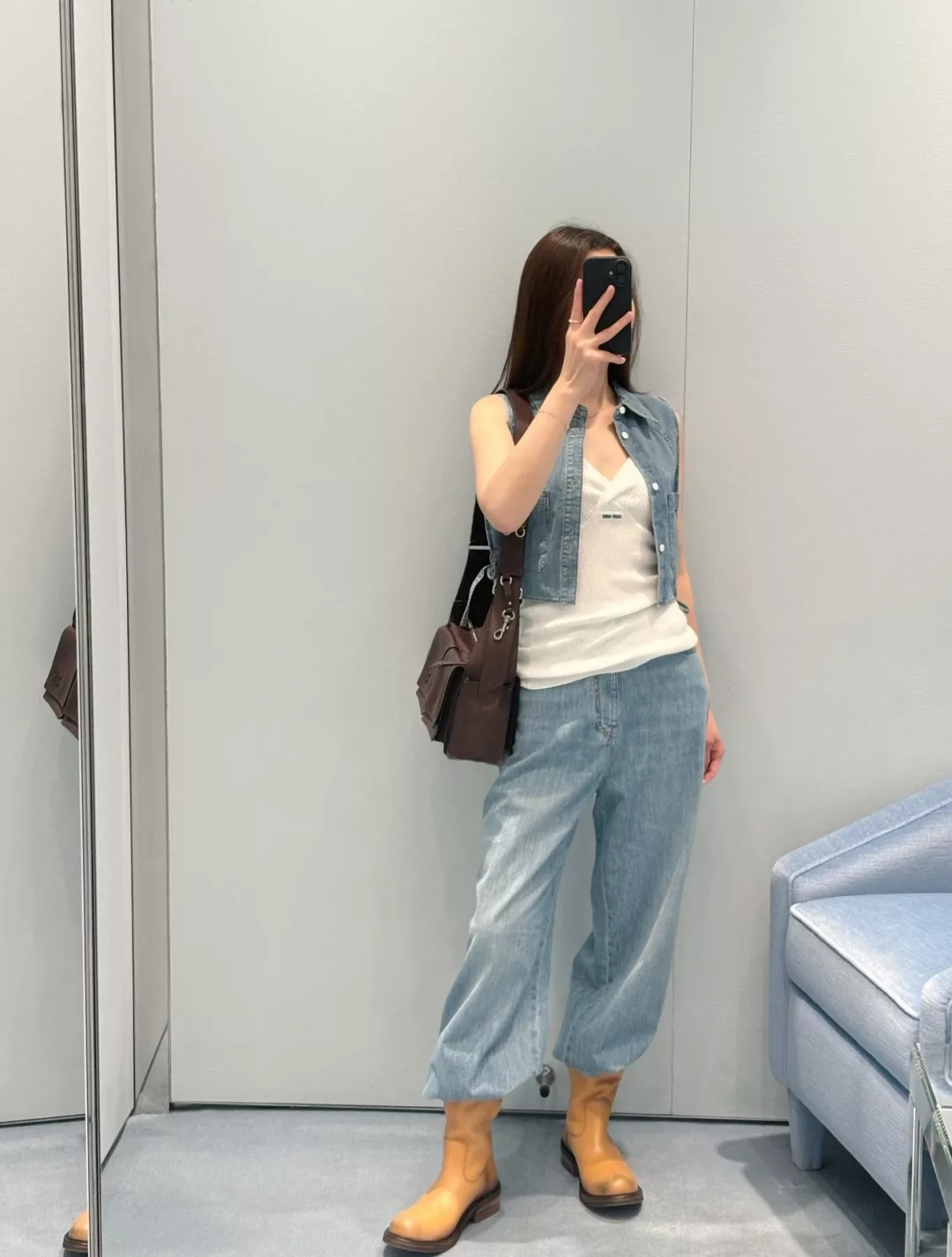 미우미우 배색 자수 레터링 데님 베스트 상세 이미지 5