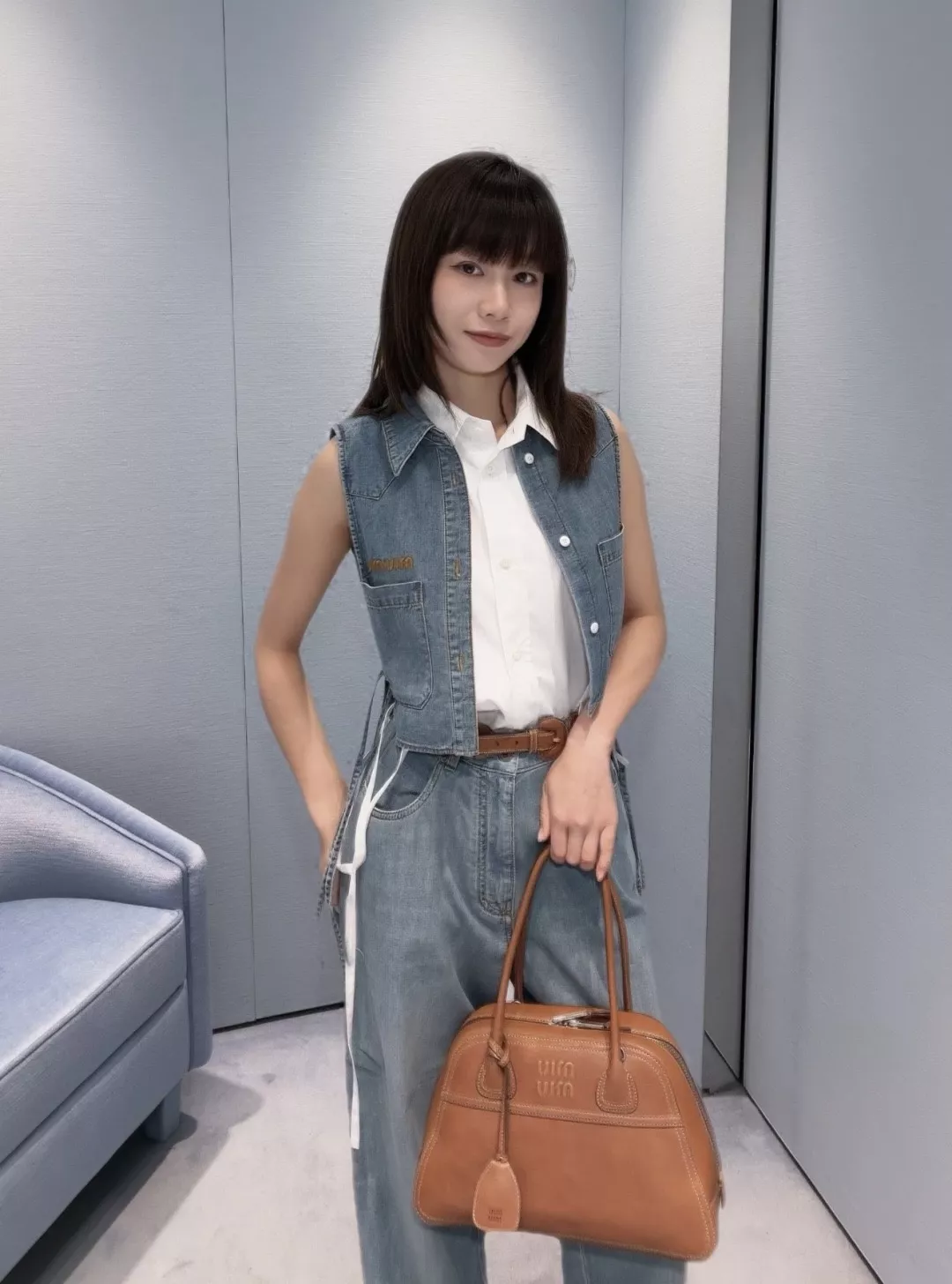 미우미우 배색 자수 레터링 데님 베스트 상세 이미지 6