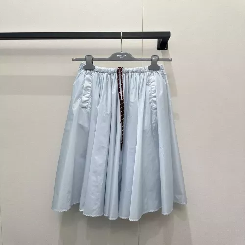 프라다 나일론 밴딩 플레어 스커트