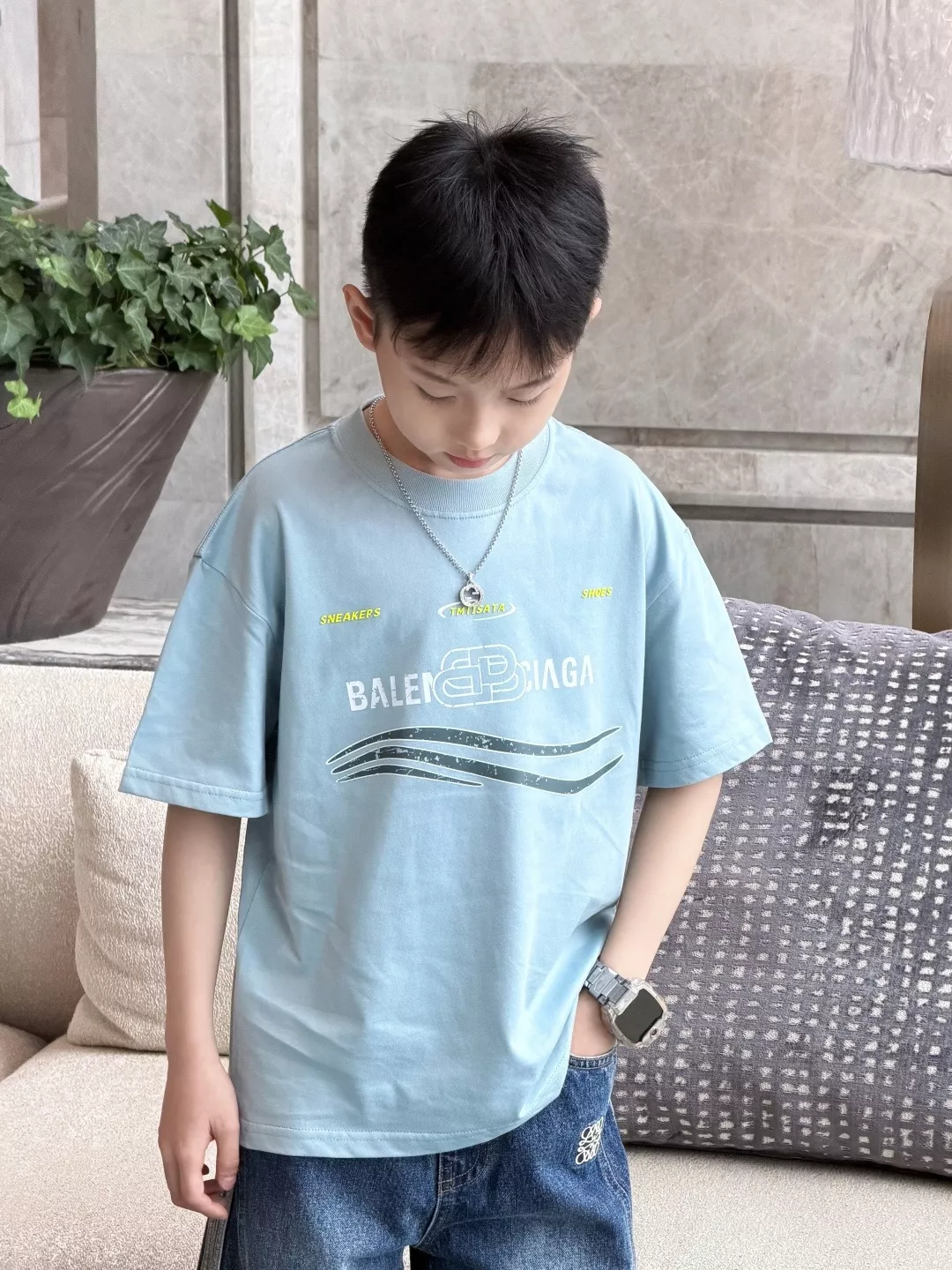 발렌시아가 아동 레터링 프린트 반소매 티셔츠 상세 이미지 17