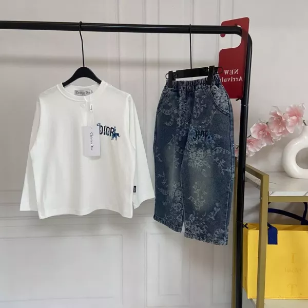 디올 아동 레터링 상의 데님 팬츠 세트