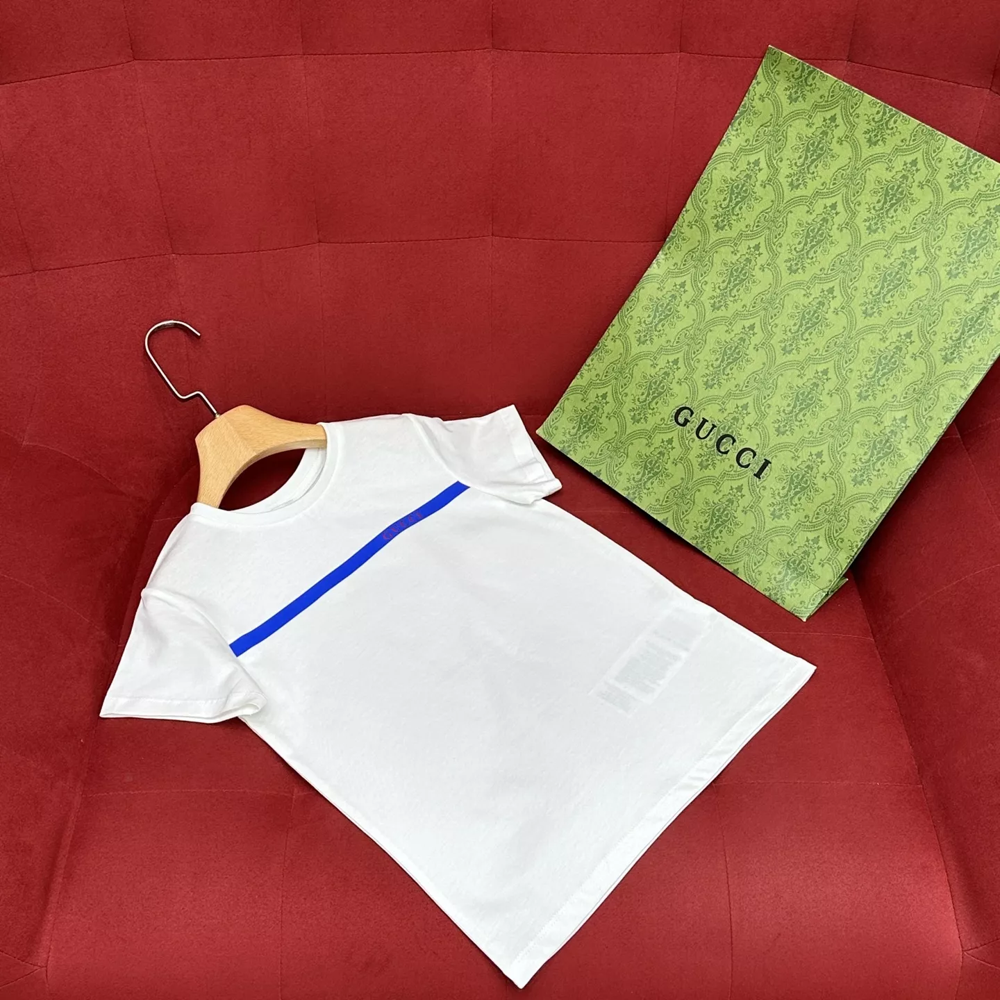 구찌 블루 스트라이프 로고 코튼 티셔츠 상세 이미지 3