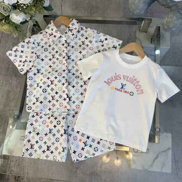 루이비통 아동용 카라 상의 반바지 세트