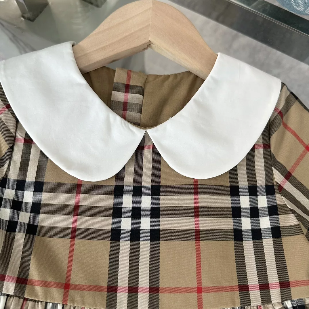 버버리 체크 배색 카라 원피스 상세 이미지 3