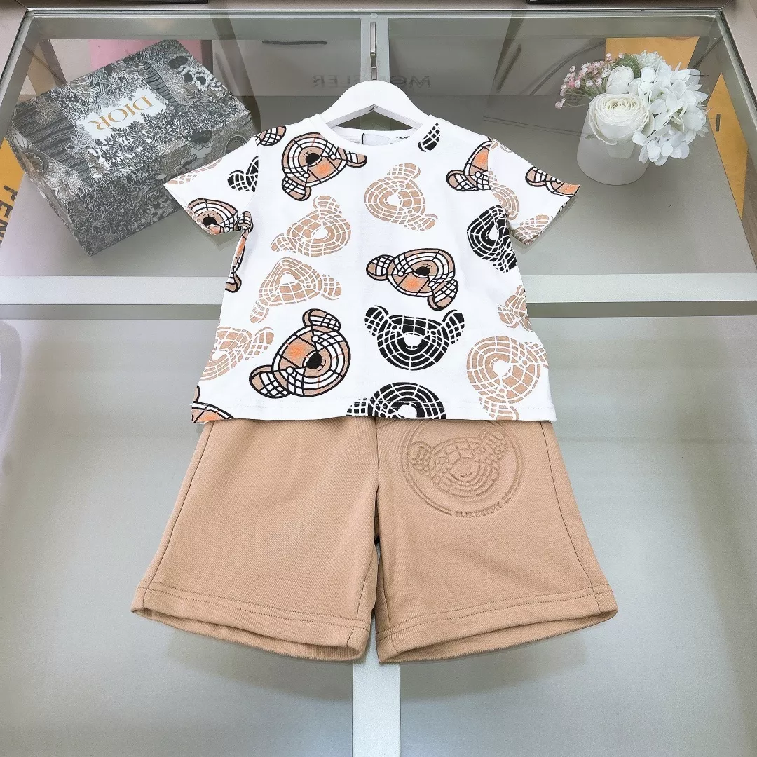 버버리 카키 반바지 베어 반소매 세트 상세 이미지 1