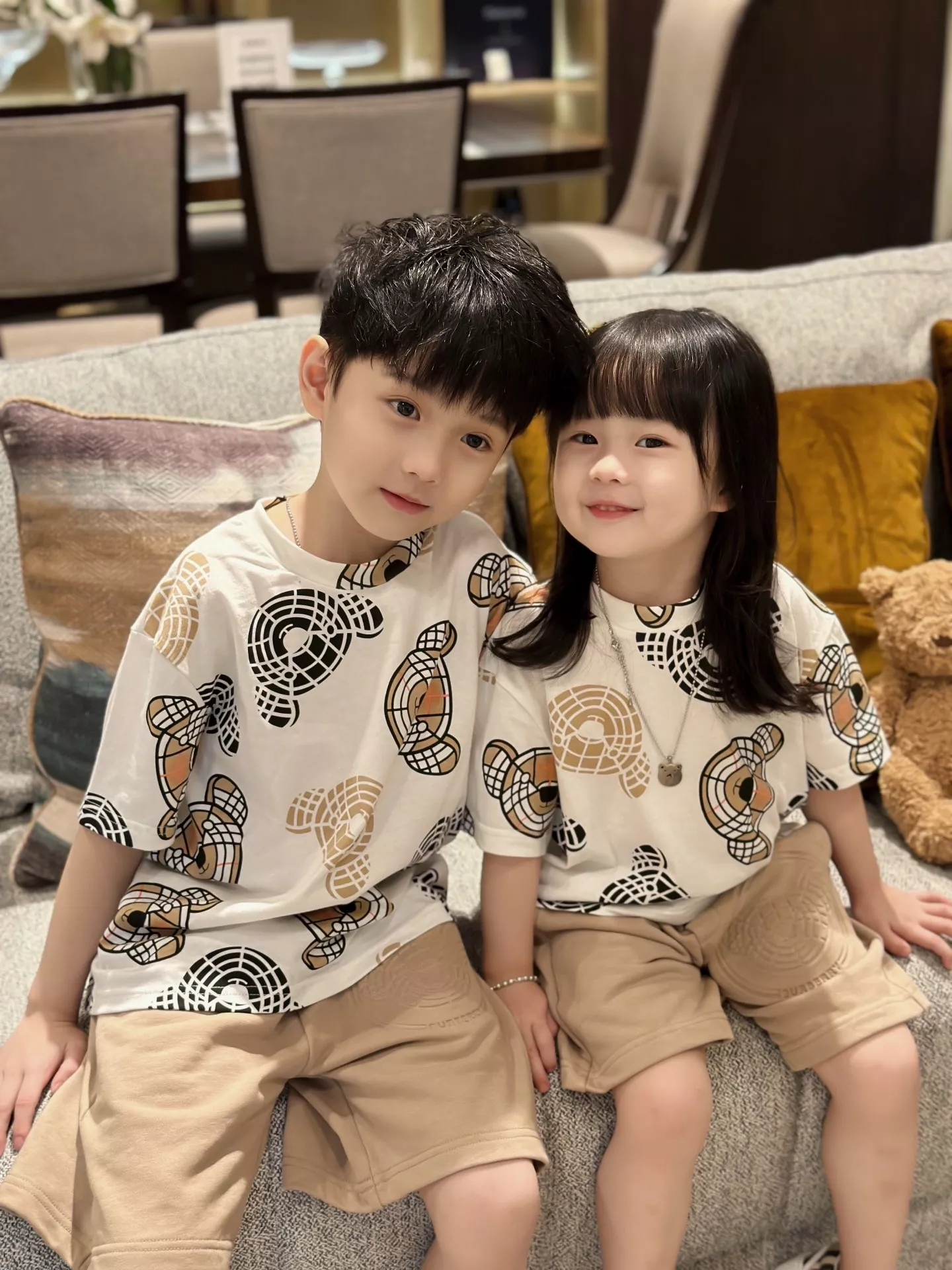 버버리 카키 반바지 베어 반소매 세트 상세 이미지 13