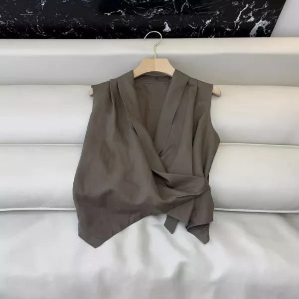 브루넬로쿠치넬리 브이넥 린넨 민소매 상의