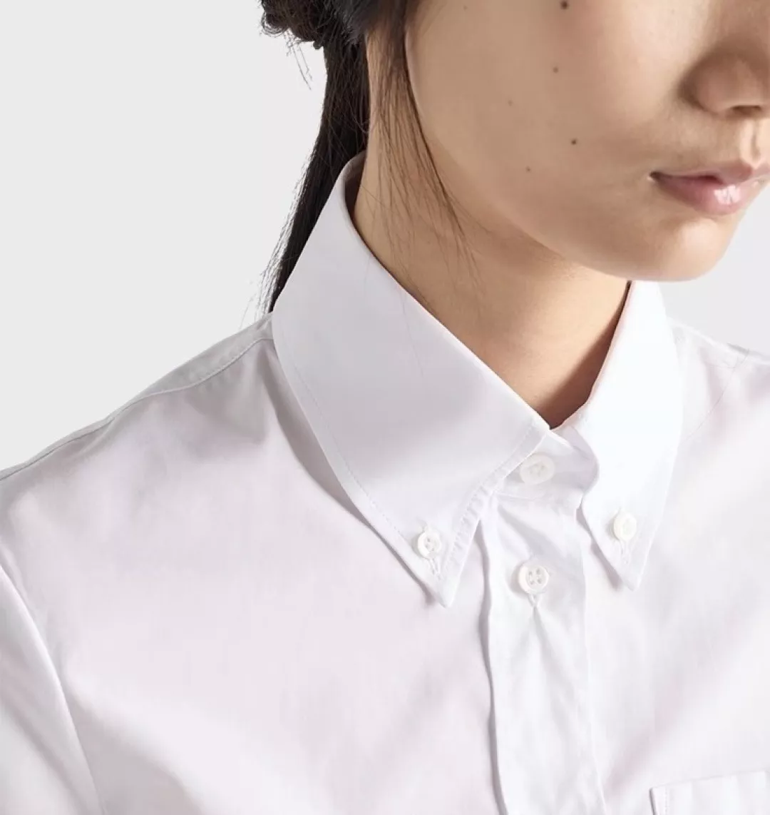 프라다 삼각 로고 레터링 반소매 셔츠 상세 이미지 12