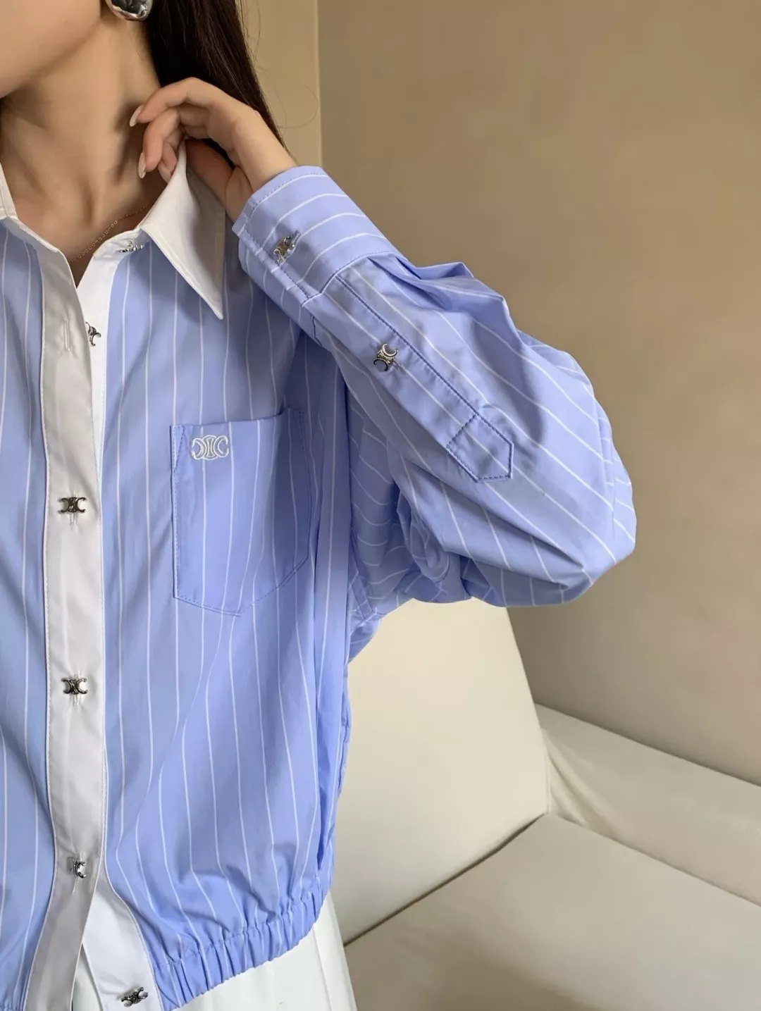 셀린느 스트라이프 배색 카라 셔츠 상세 이미지 14