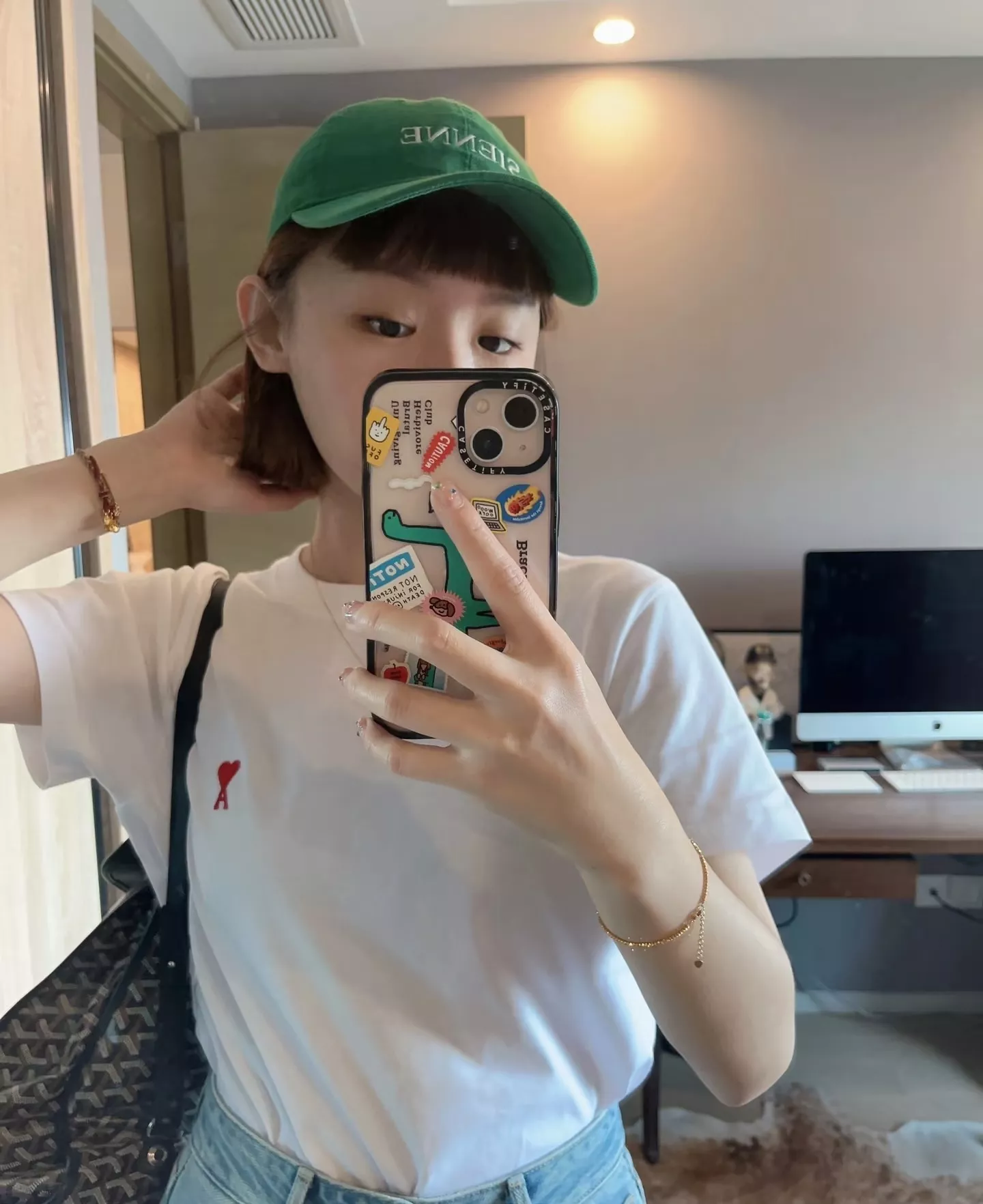 아미 하트 로고 자수 라운드넥 반팔 티셔츠 상세 이미지 39
