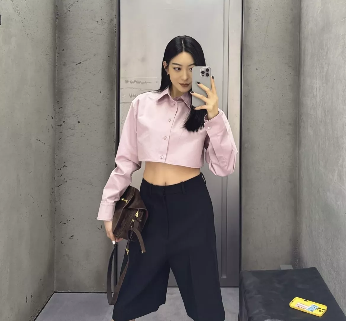 발렌시아가 핑크 크롭 카라 셔츠 상세 이미지 23
