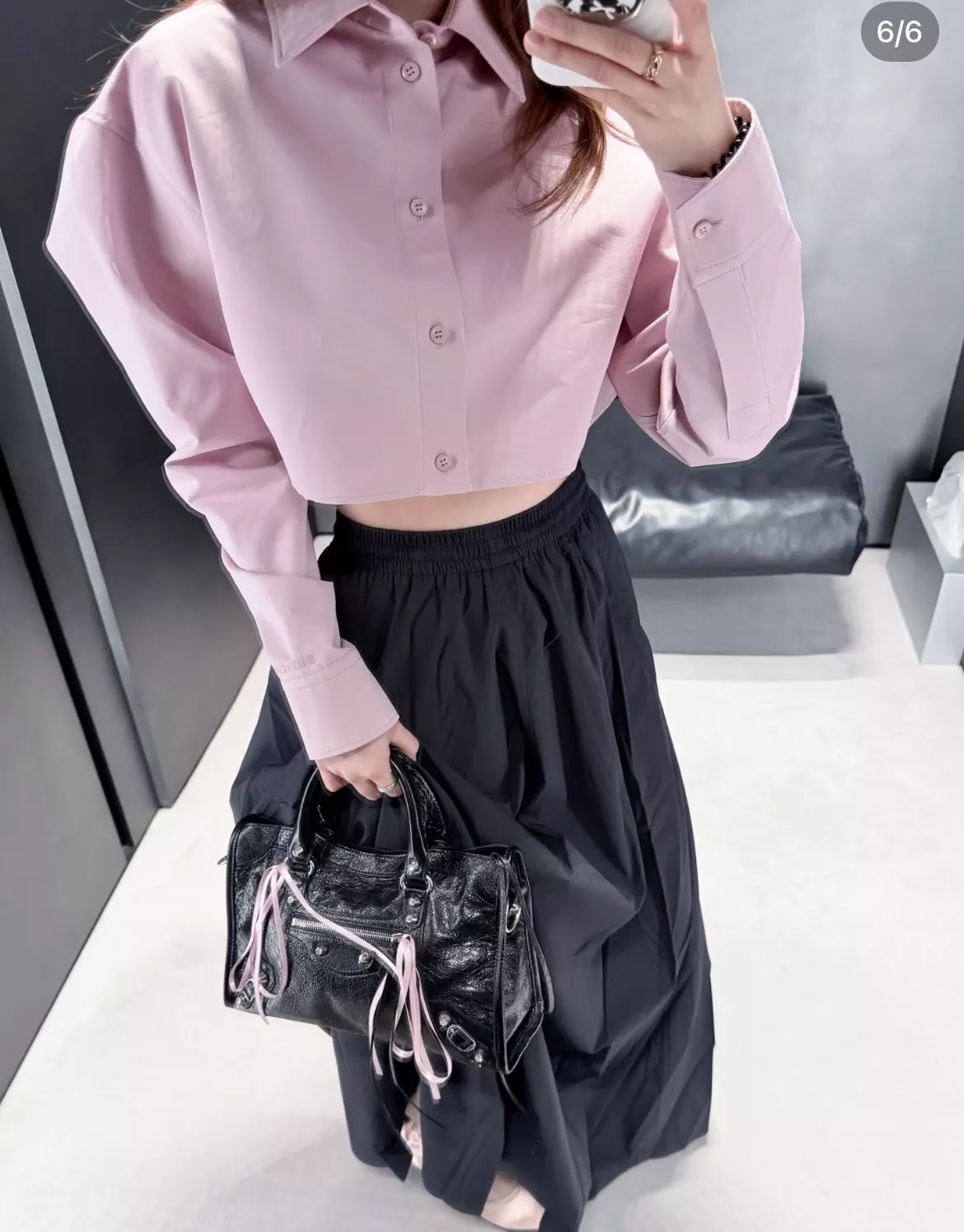 발렌시아가 핑크 크롭 카라 셔츠 상세 이미지 22