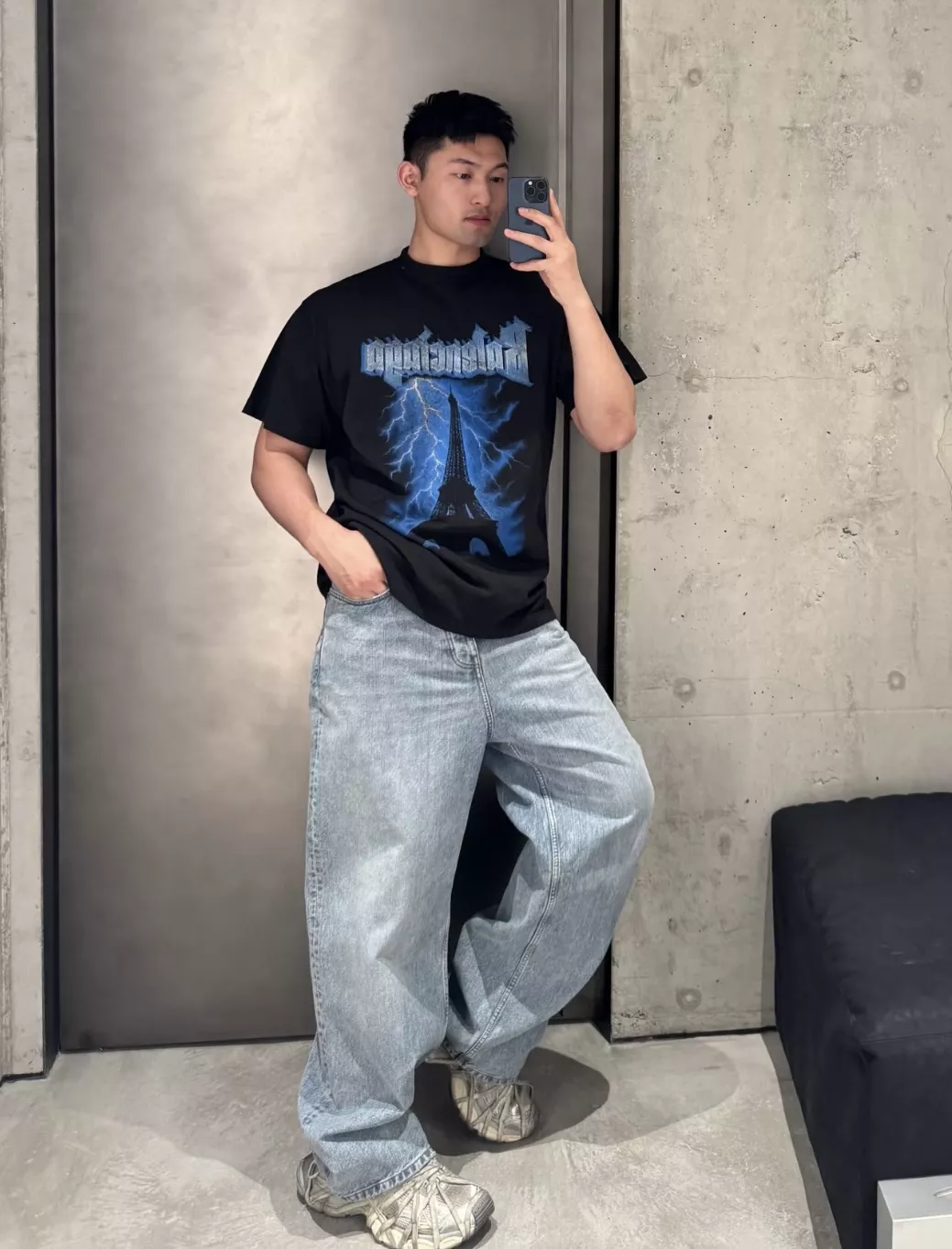 발렌시아가 파리 썬더스톰 프린트 티셔츠 상세 이미지 25