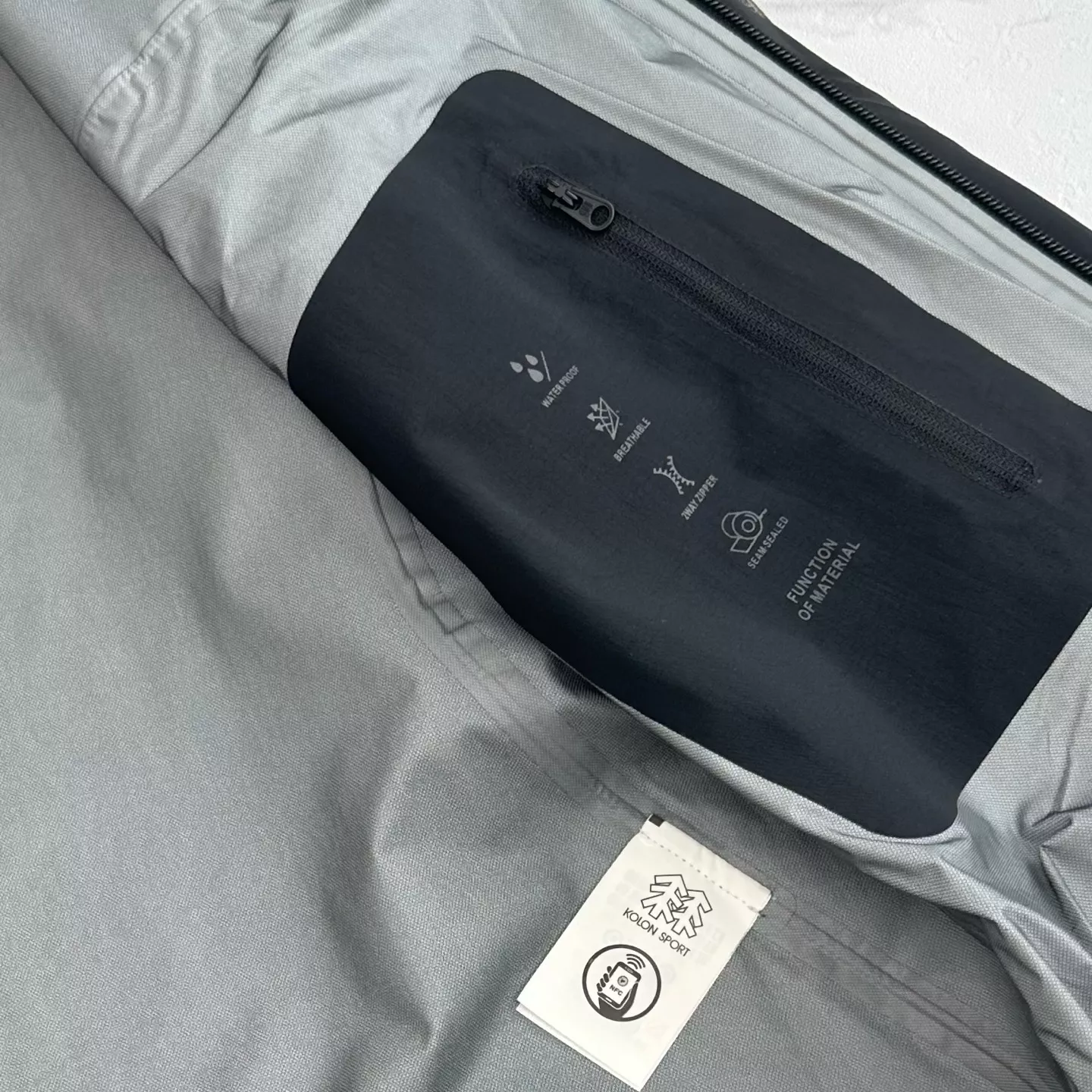 코오롱스포츠 고어텍스 삼중 레이어 아웃도어 재킷 상세 이미지 17
