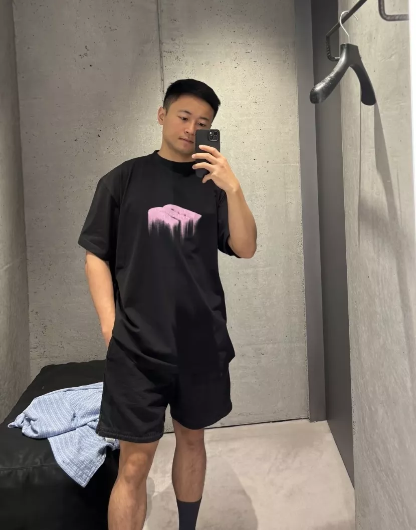 발렌시아가 웻 브러시 프린트 오버핏 티셔츠 상세 이미지 23