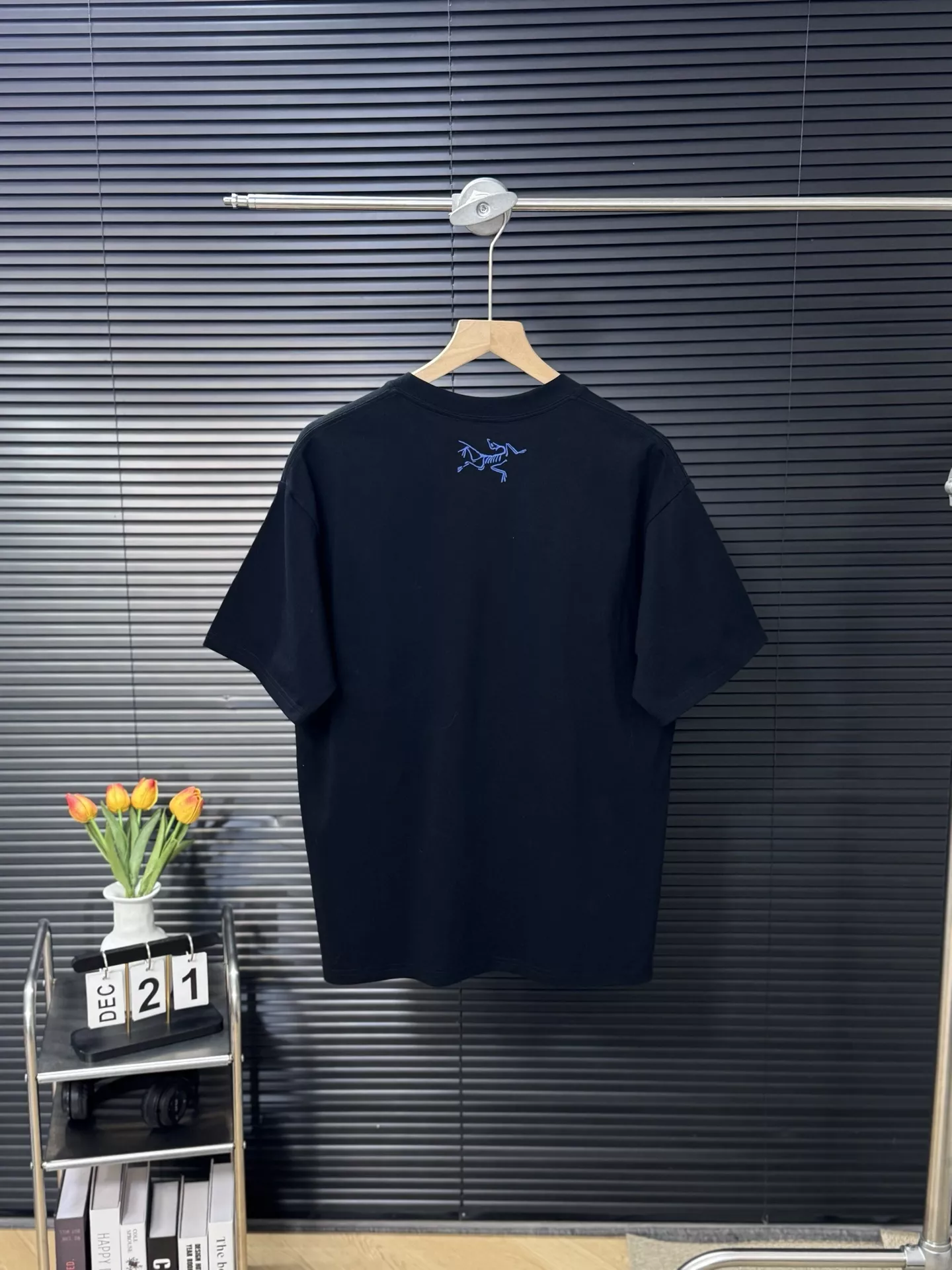 아크테릭스 아티스트 프린트 오버핏 반팔티 상세 이미지 4