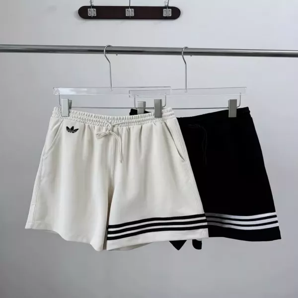 아디다스 자수 로고 운동 캐주얼 반바지