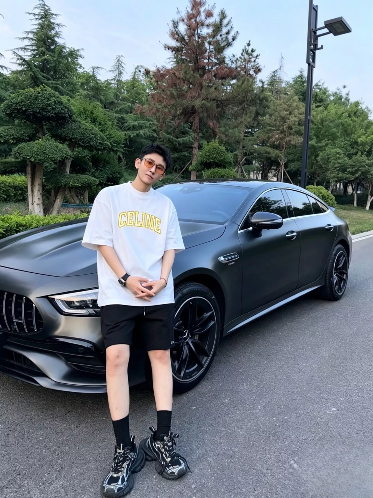 셀린느 크랙 로고 프린트 라운드넥 티셔츠 상세 이미지 20