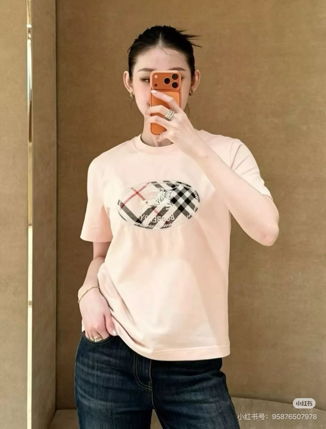 버버리 체크 기사 인장 코튼 티셔츠 상세 이미지 66
