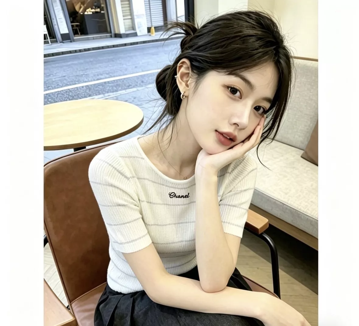 샤넬 배색 스트라이프 니트 반팔 상세 이미지 51