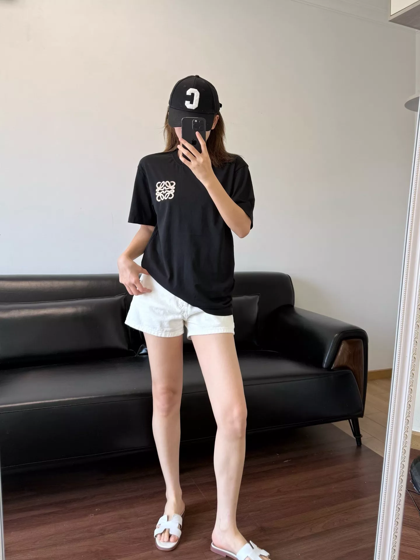 로에베 로고 자수 루즈핏 반팔 티셔츠 상세 이미지 31