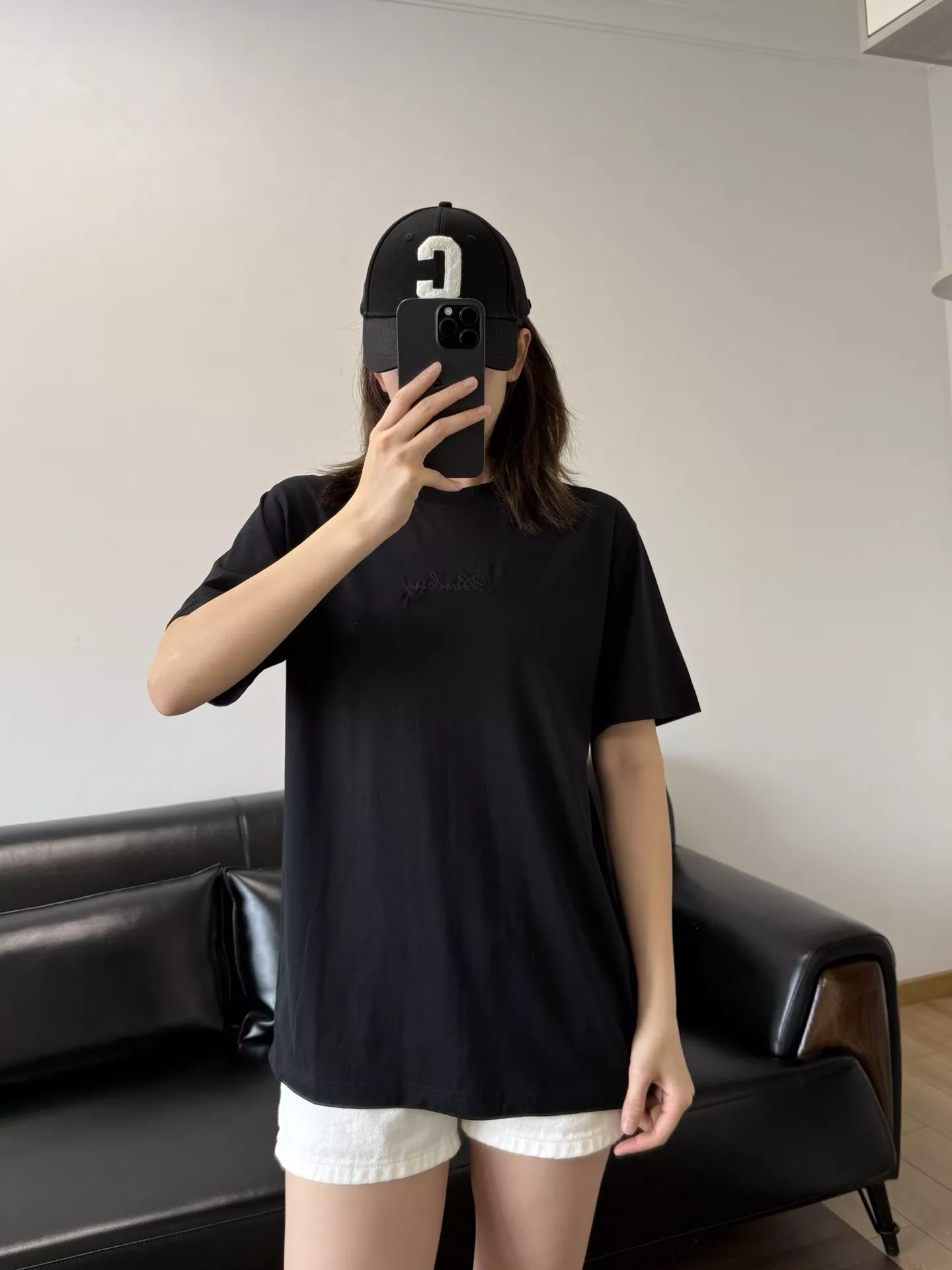 버버리 레터 자수 라운드 반팔 티셔츠 상세 이미지 33