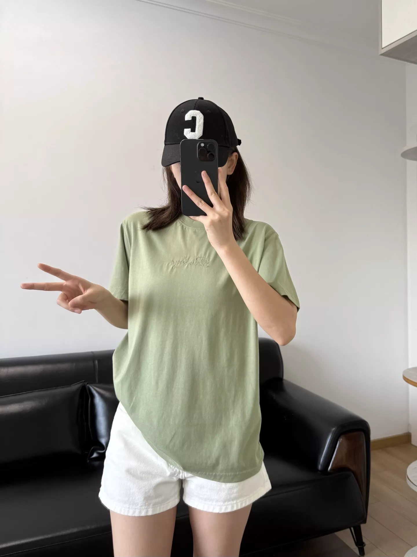버버리 레터 자수 라운드 반팔 티셔츠 상세 이미지 37