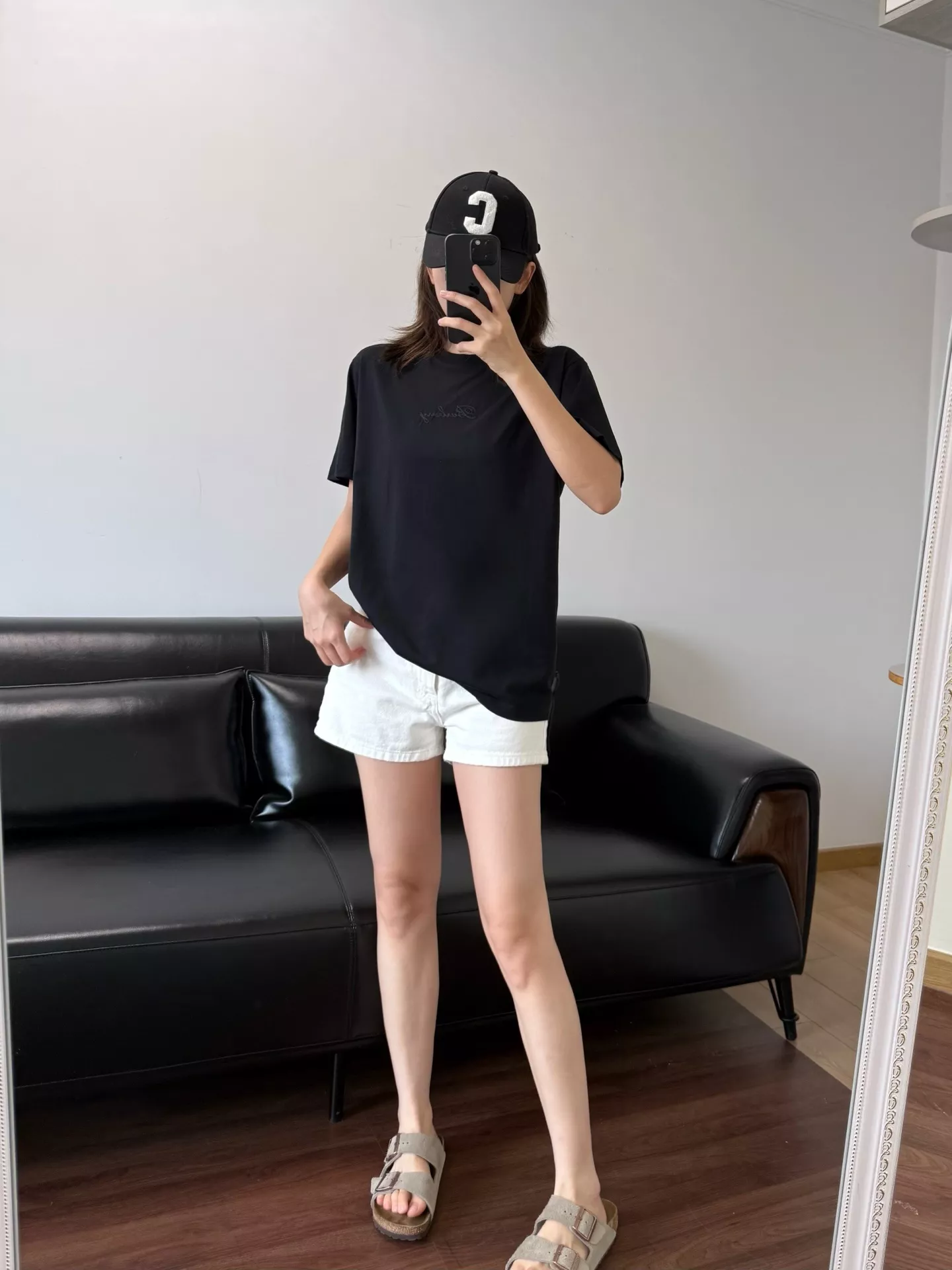 버버리 레터 자수 라운드 반팔 티셔츠 상세 이미지 30