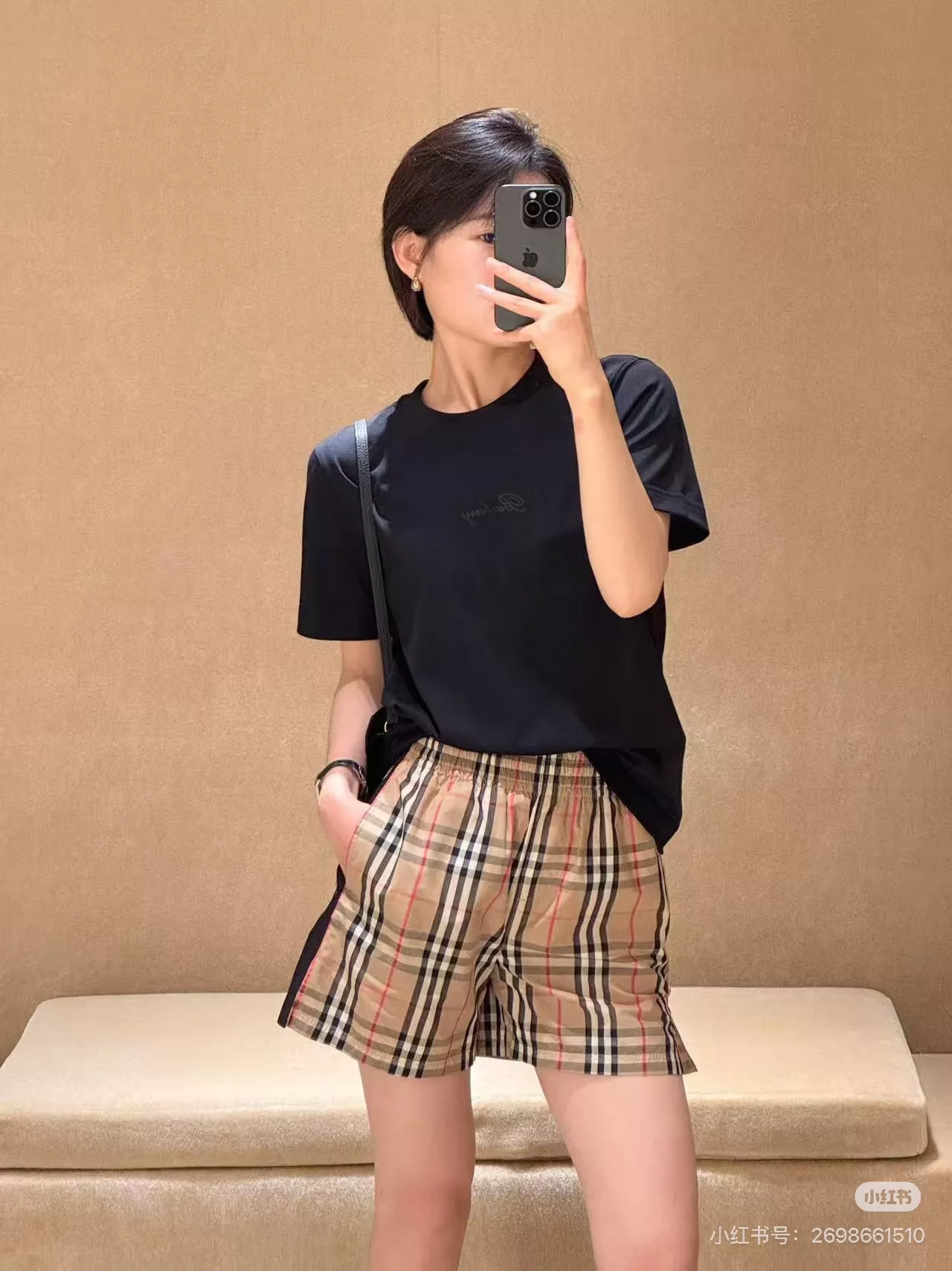 버버리 레터 자수 라운드 반팔 티셔츠 상세 이미지 45
