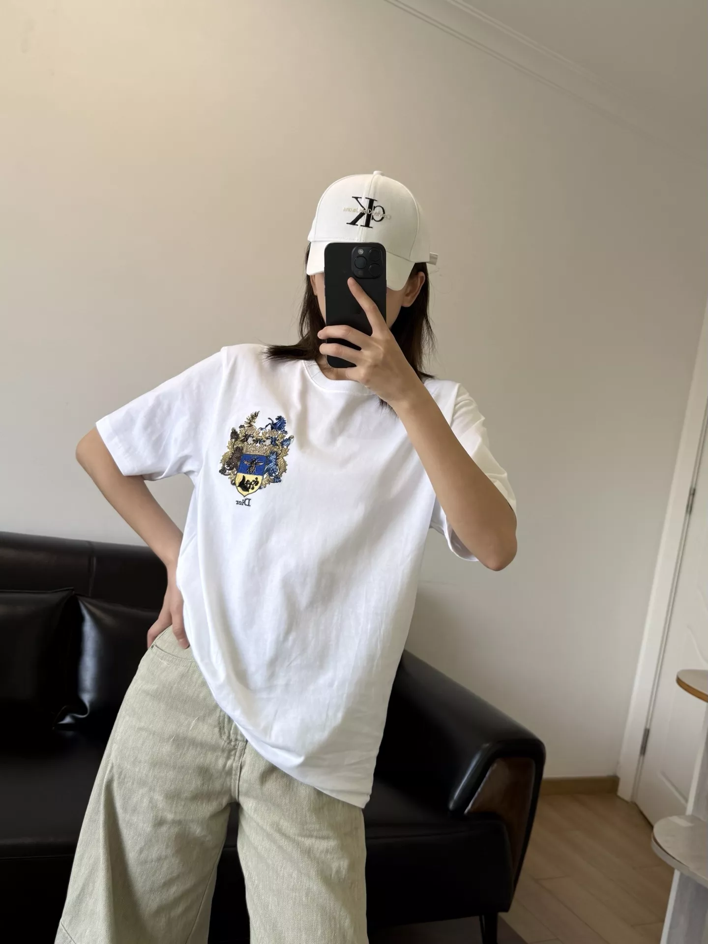 디올 로고 배지 자수 반팔 티셔츠 상세 이미지 31
