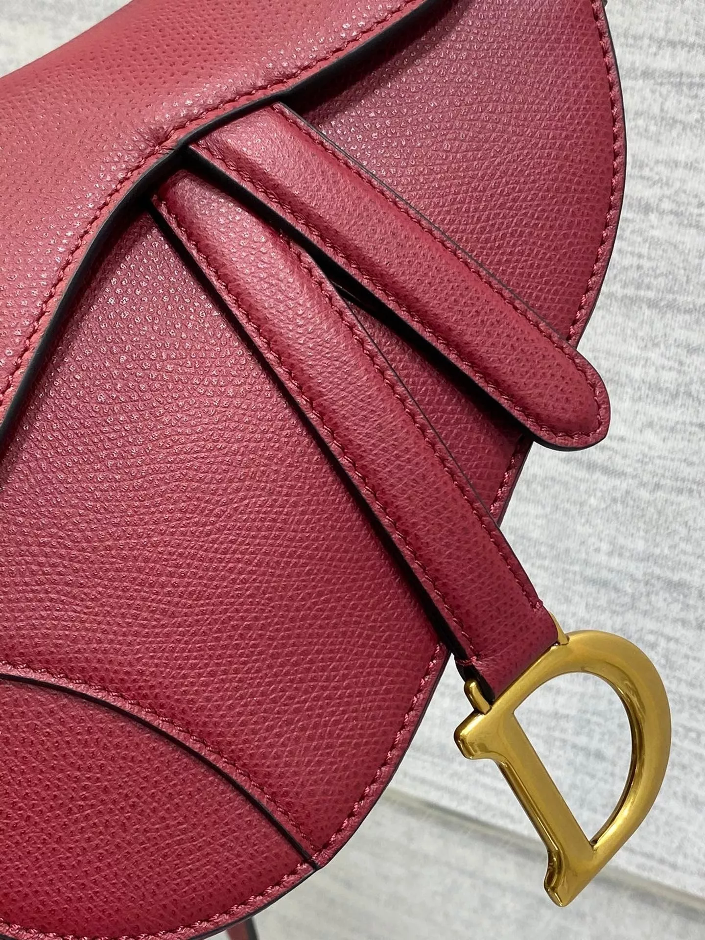 디올 클래식 새들 체인 스트랩 백 상세 이미지 2