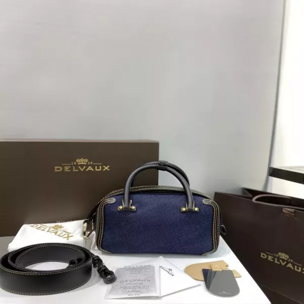 델보 데님 포켓 장식 스트랩 백