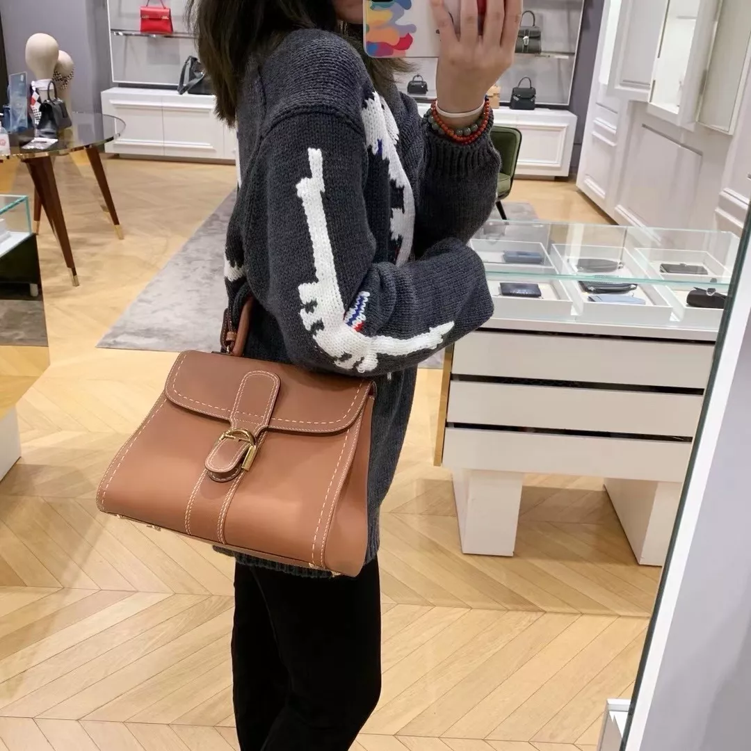 델보 브리앙 외봉 카라멜 탑핸들 백 상세 이미지 24