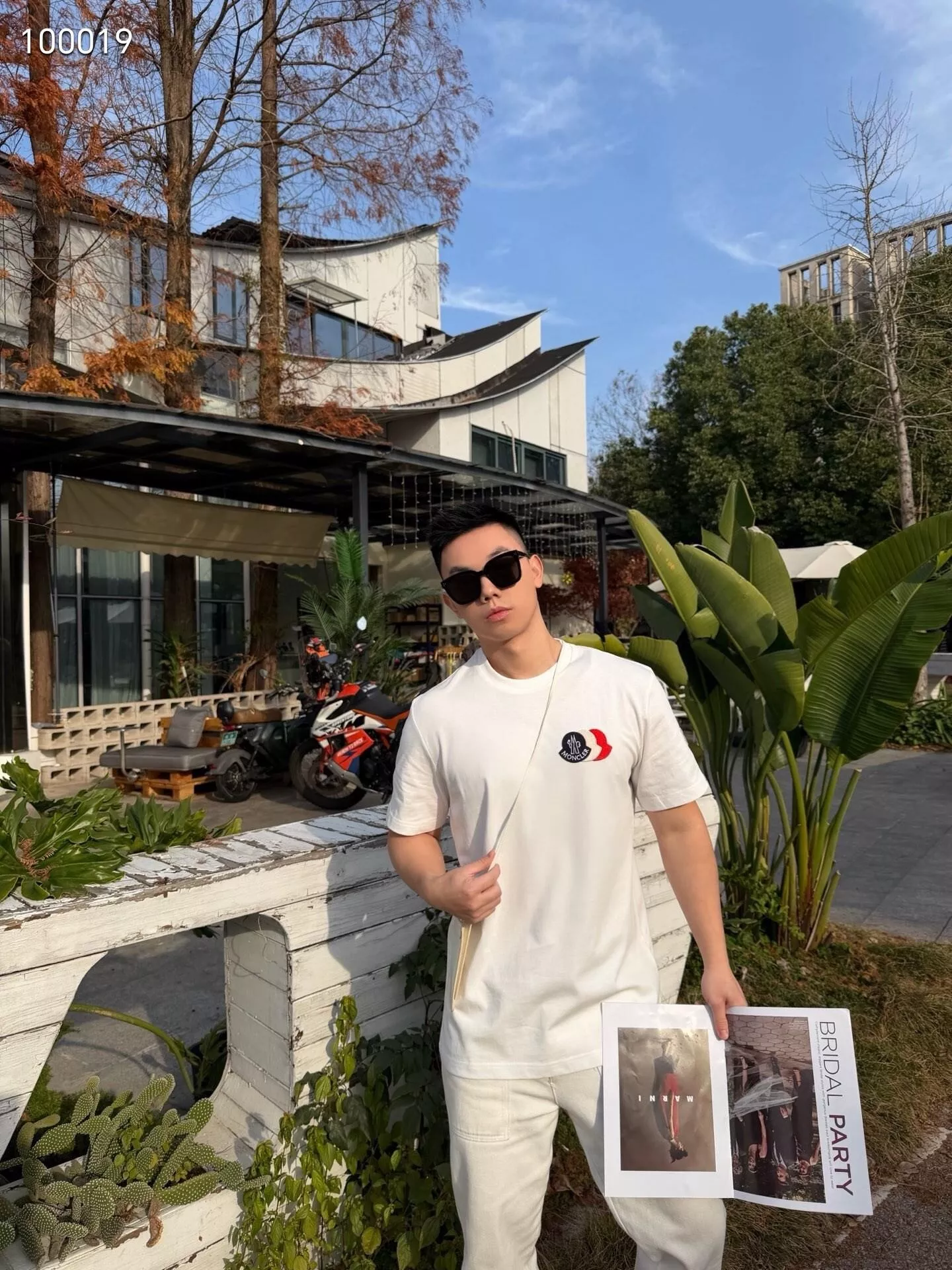 몽클레어 자수 로고 라운드 반소매 상의 상세 이미지 17