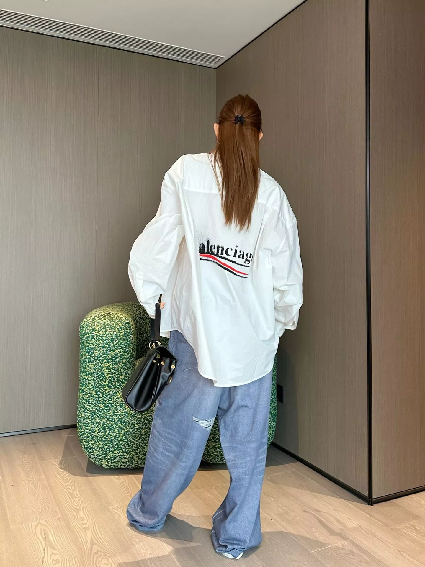 발렌시아가 블러 콜라 프린트 셔츠 상세 이미지 17