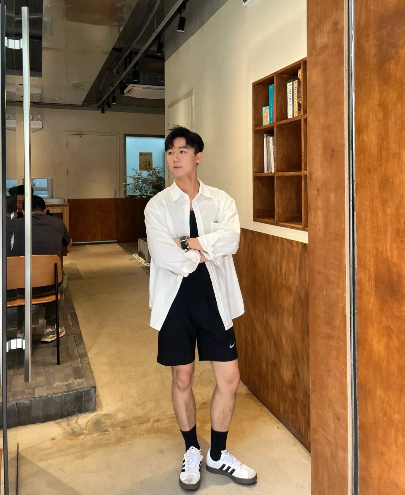 발렌시아가 블러 콜라 프린트 셔츠 상세 이미지 13