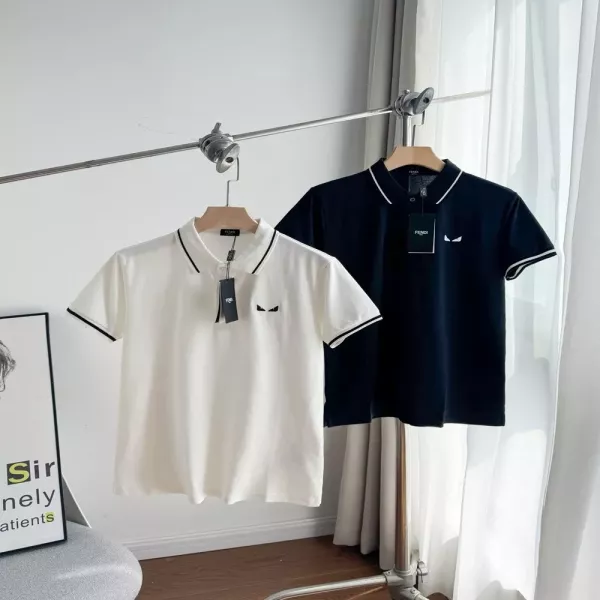 펜디 악마의눈 자수 배색 카라 반팔탑