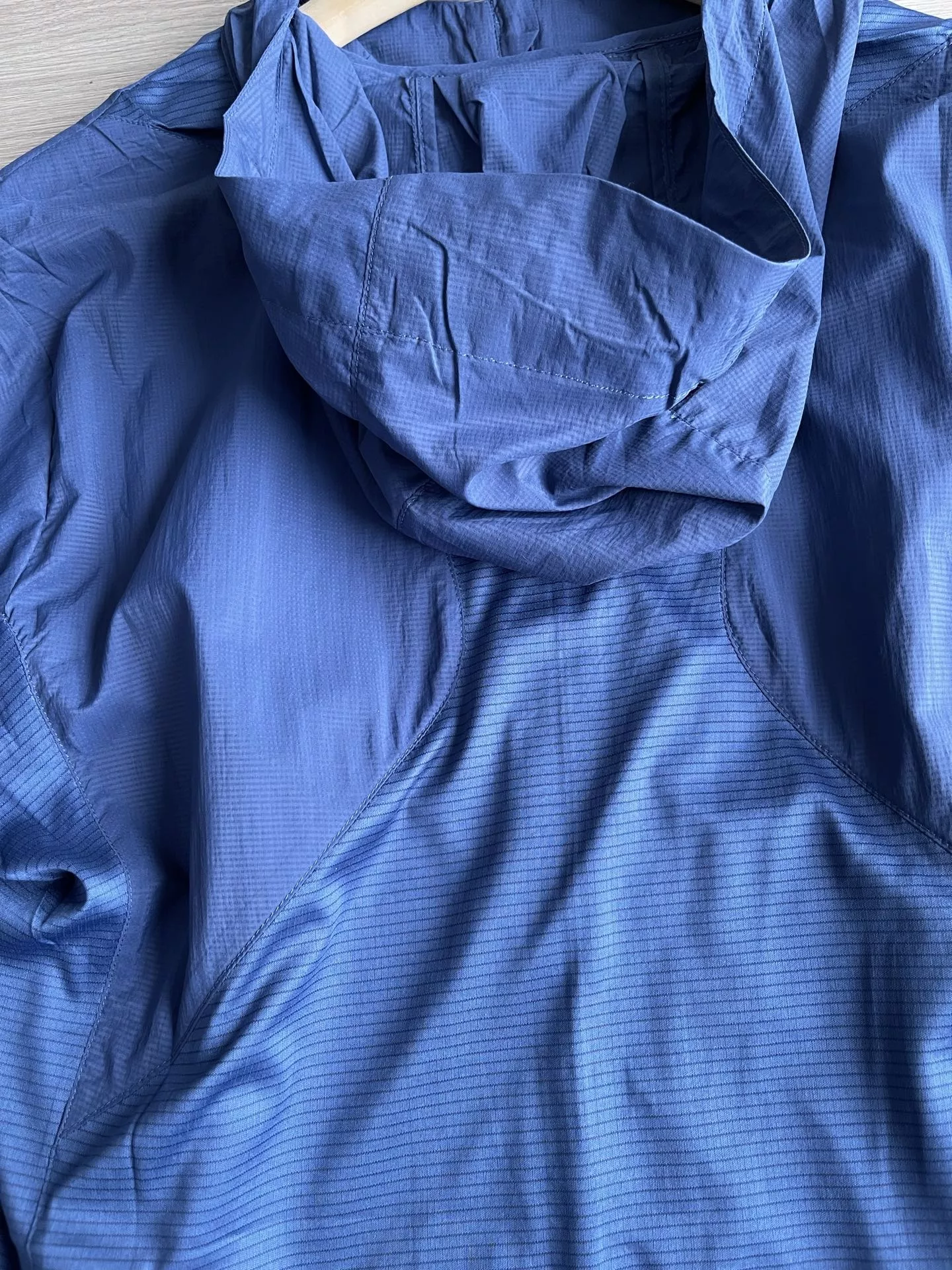 카일라스 경량 통기성 후드 바람막이 상세 이미지 11