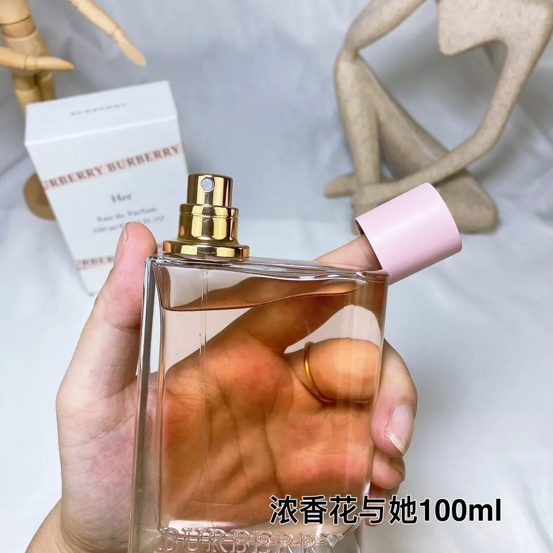 버버리 허 플라워 앤 허 오 드 퍼퓸 상세 이미지 5