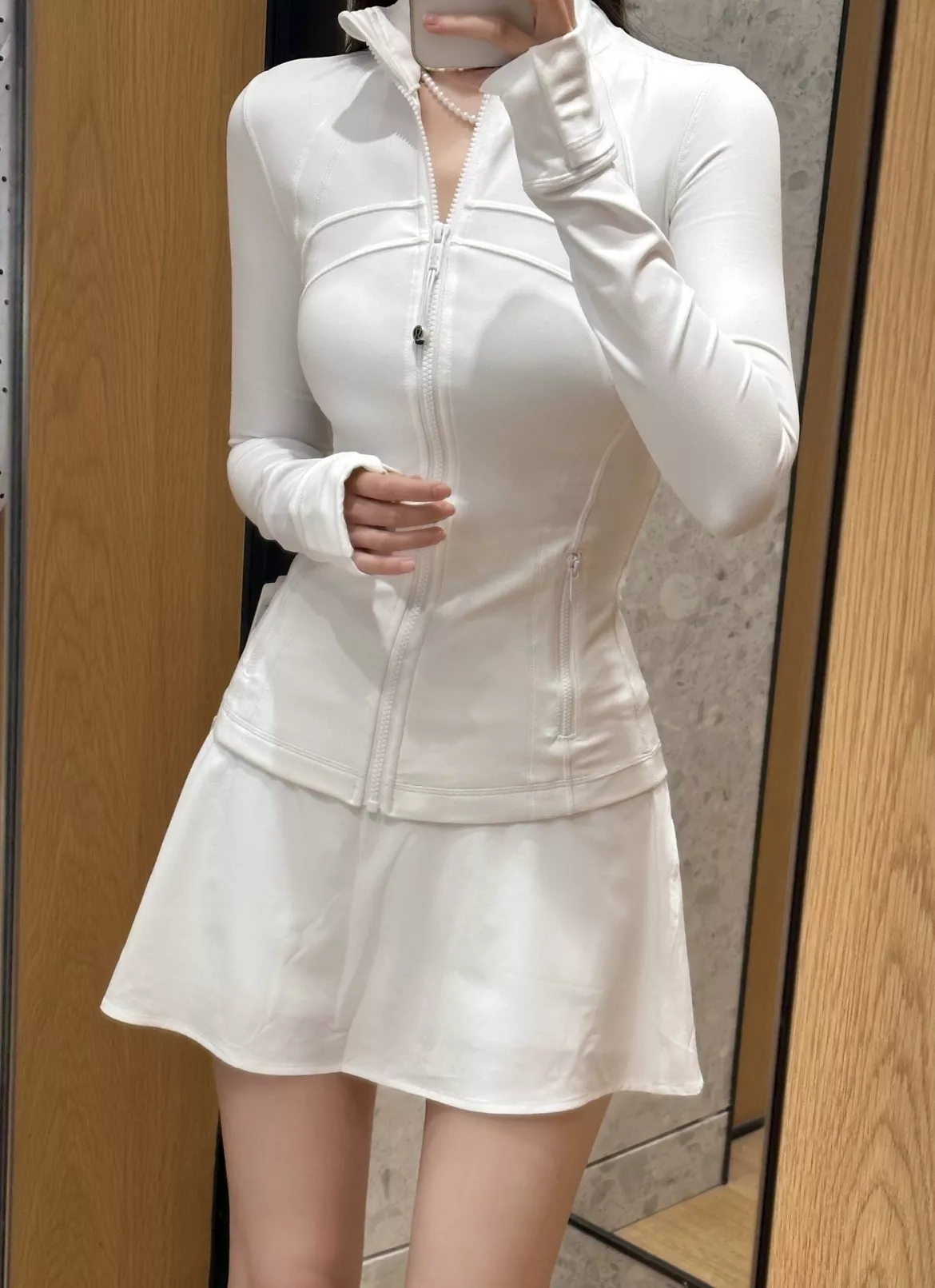 룰루레몬 여성 슬림핏 스포츠 재킷 상세 이미지 16