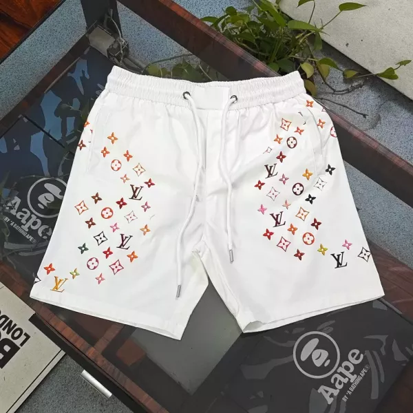 루이비통 하트 레터 로고 프린트 반바지