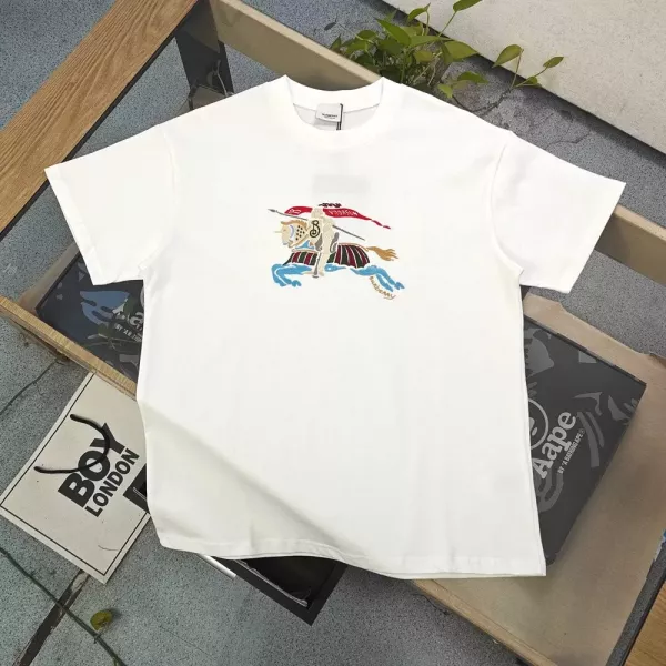 버버리 자수 전마 로고 포인트 반소매 탑
