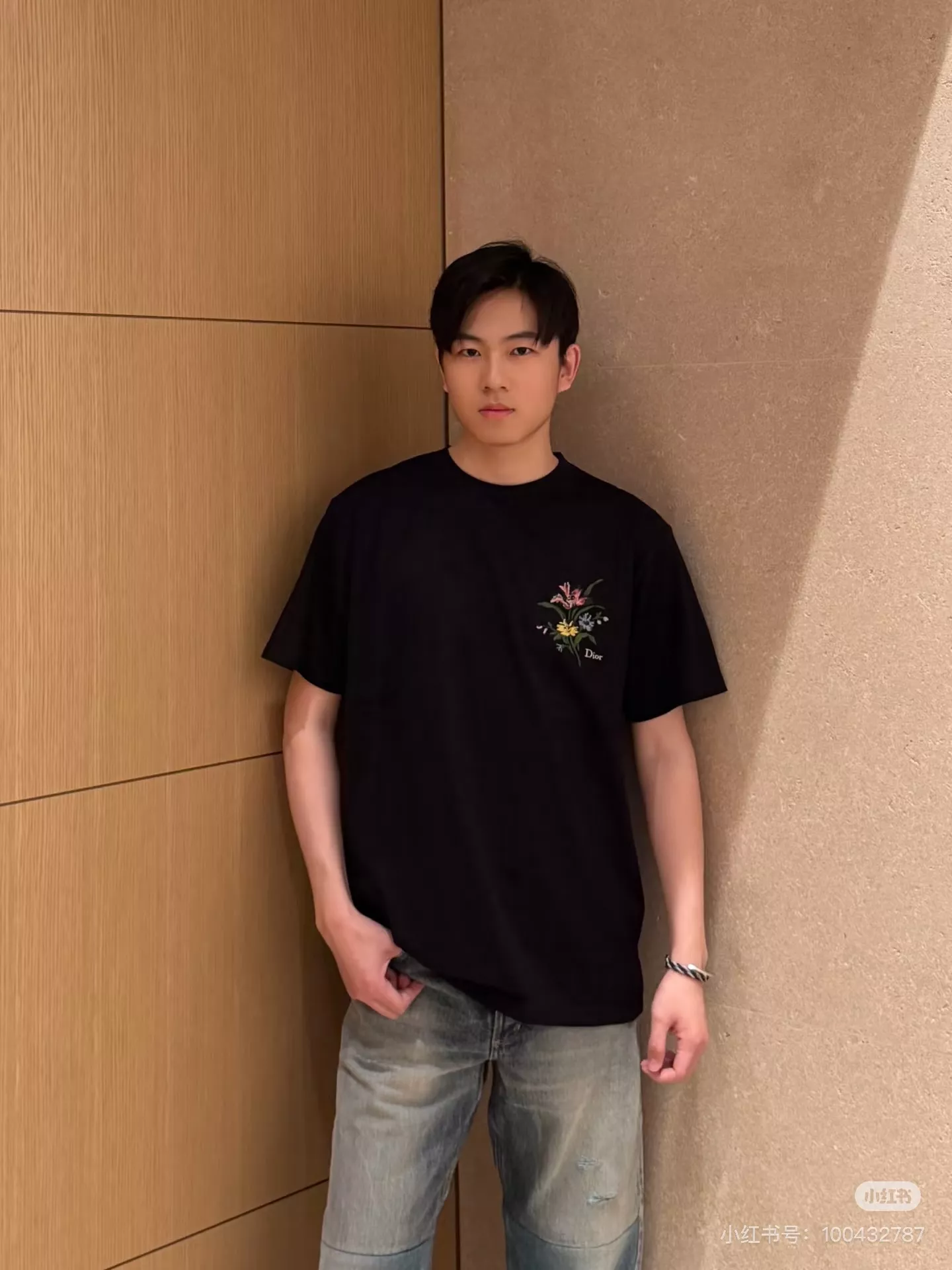 디올 시크릿 가든 그래픽 코튼 티셔츠 상세 이미지 12